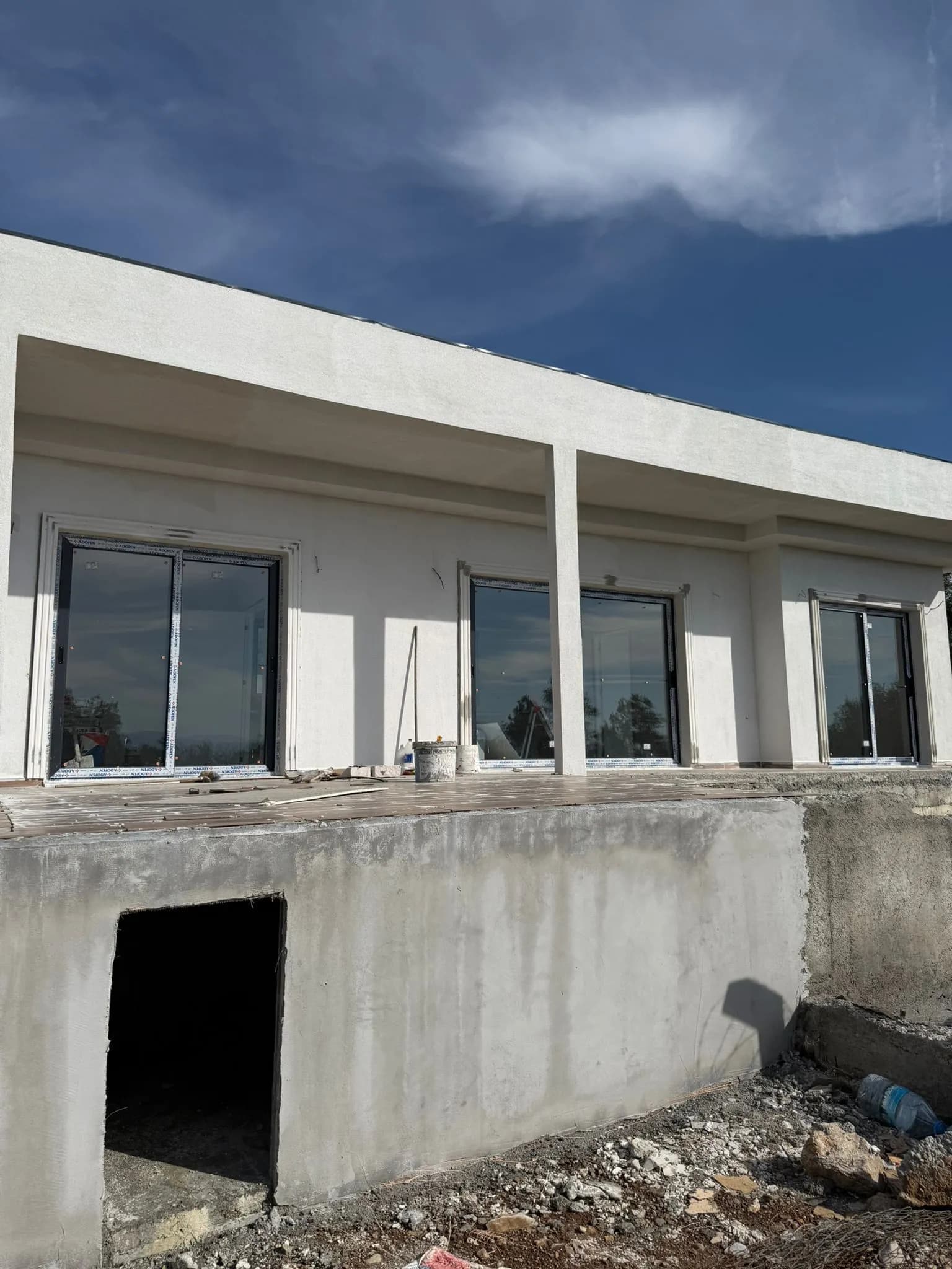 KÖYCEĞİZ ZEYTİNALANINDA SATILIK HAVUZLU GÖL MANZARALI 2+1 - Görsel 4