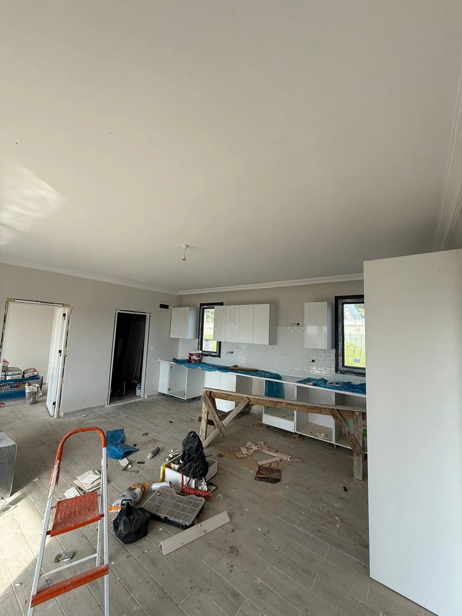 KÖYCEĞİZ ZEYTİNALANINDA SATILIK HAVUZLU GÖL MANZARALI 2+1 - Görsel 12