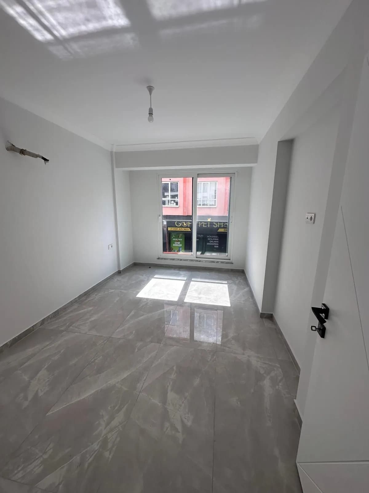 ORTACA CENGİZ TOPEL CAD.SATILIK GENİŞ 1+1 - Görsel 6