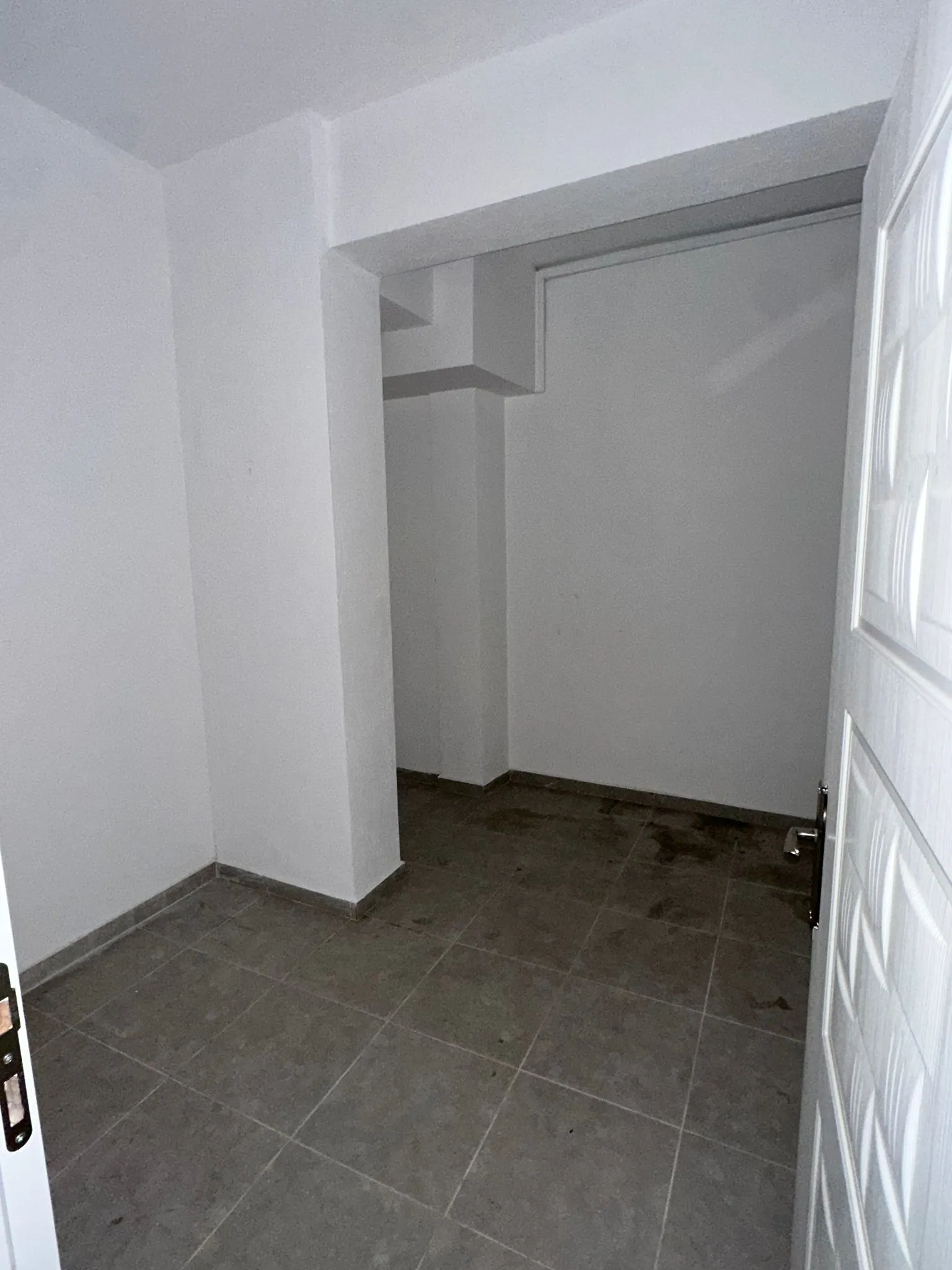 LARGE SHOP FOR RENT IN BEŞKÖPRÜ DISTRICT - Görsel 22