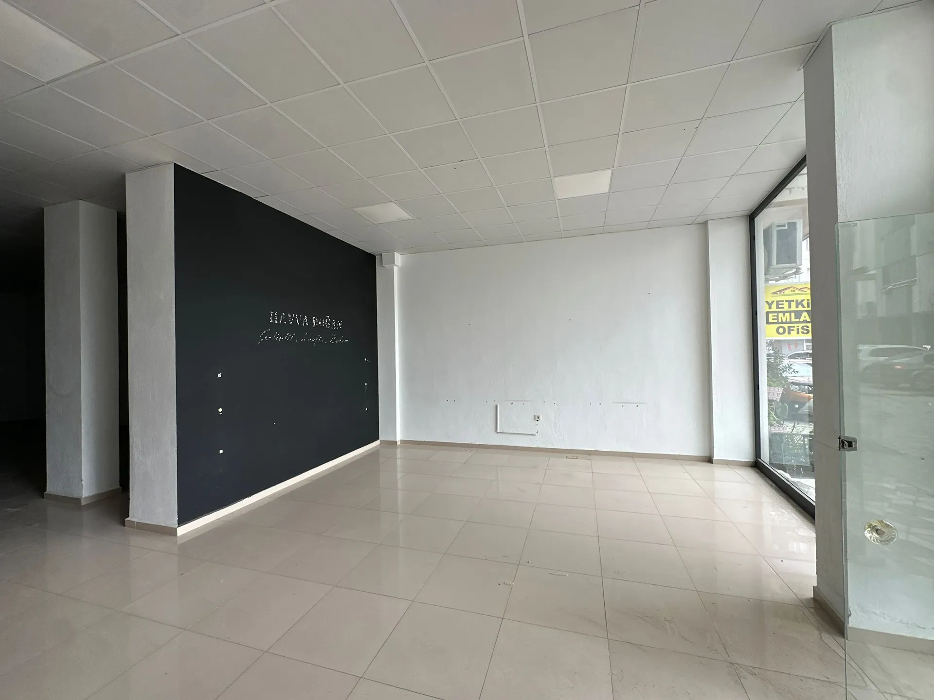 LARGE SHOP FOR RENT IN BEŞKÖPRÜ DISTRICT - Görsel 4